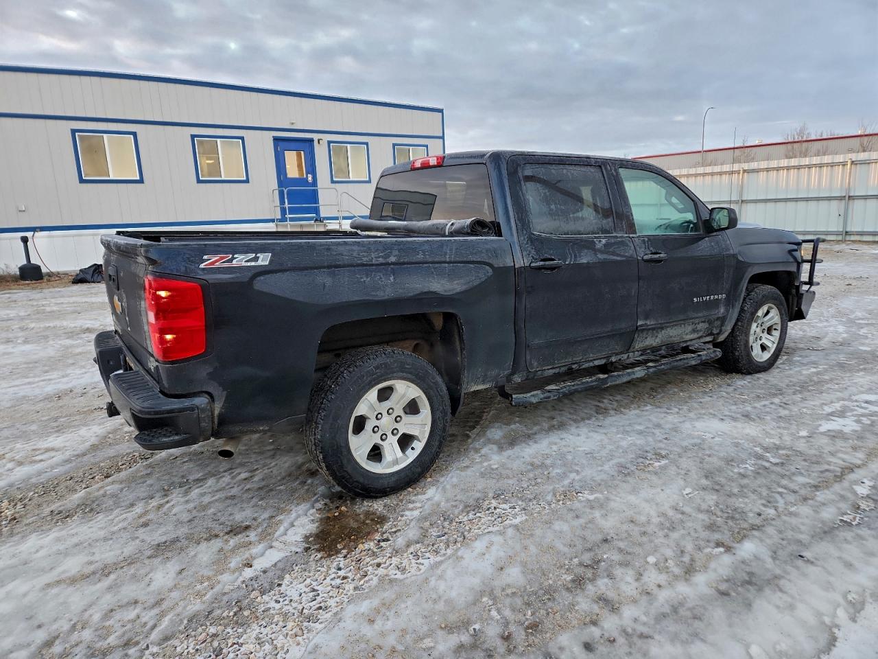 2017 CHEVROLET SILVERADO K1500 LT photo 5