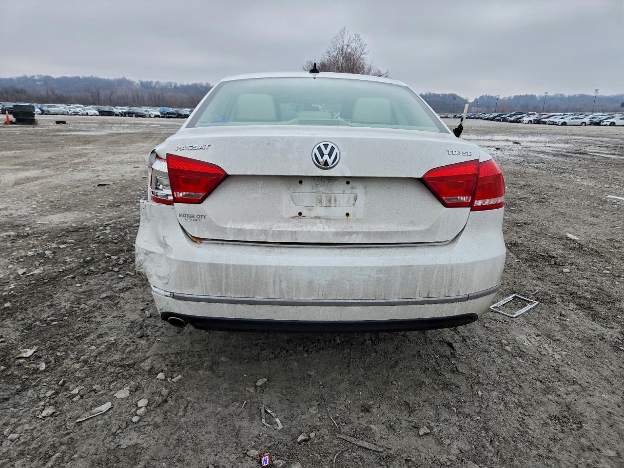 2012 VOLKSWAGEN PASSAT photo 16