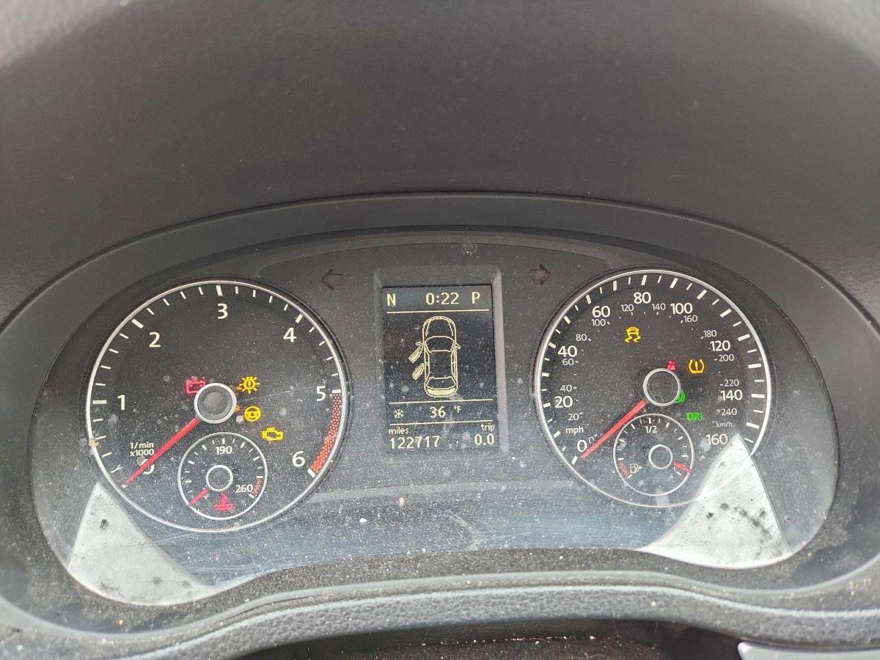 2012 VOLKSWAGEN PASSAT photo 25