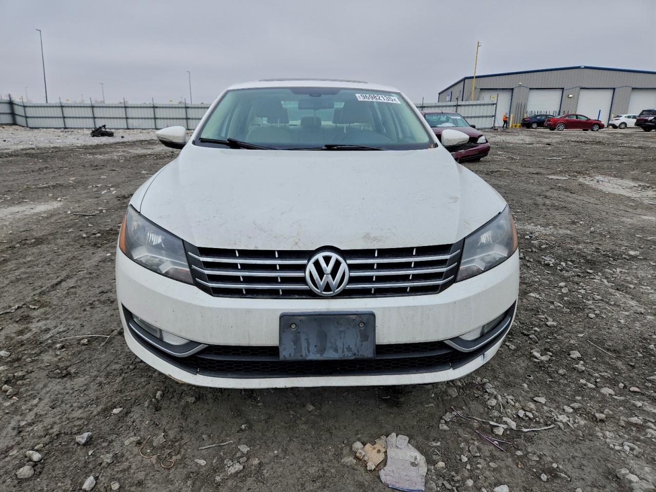 2012 VOLKSWAGEN PASSAT photo 13