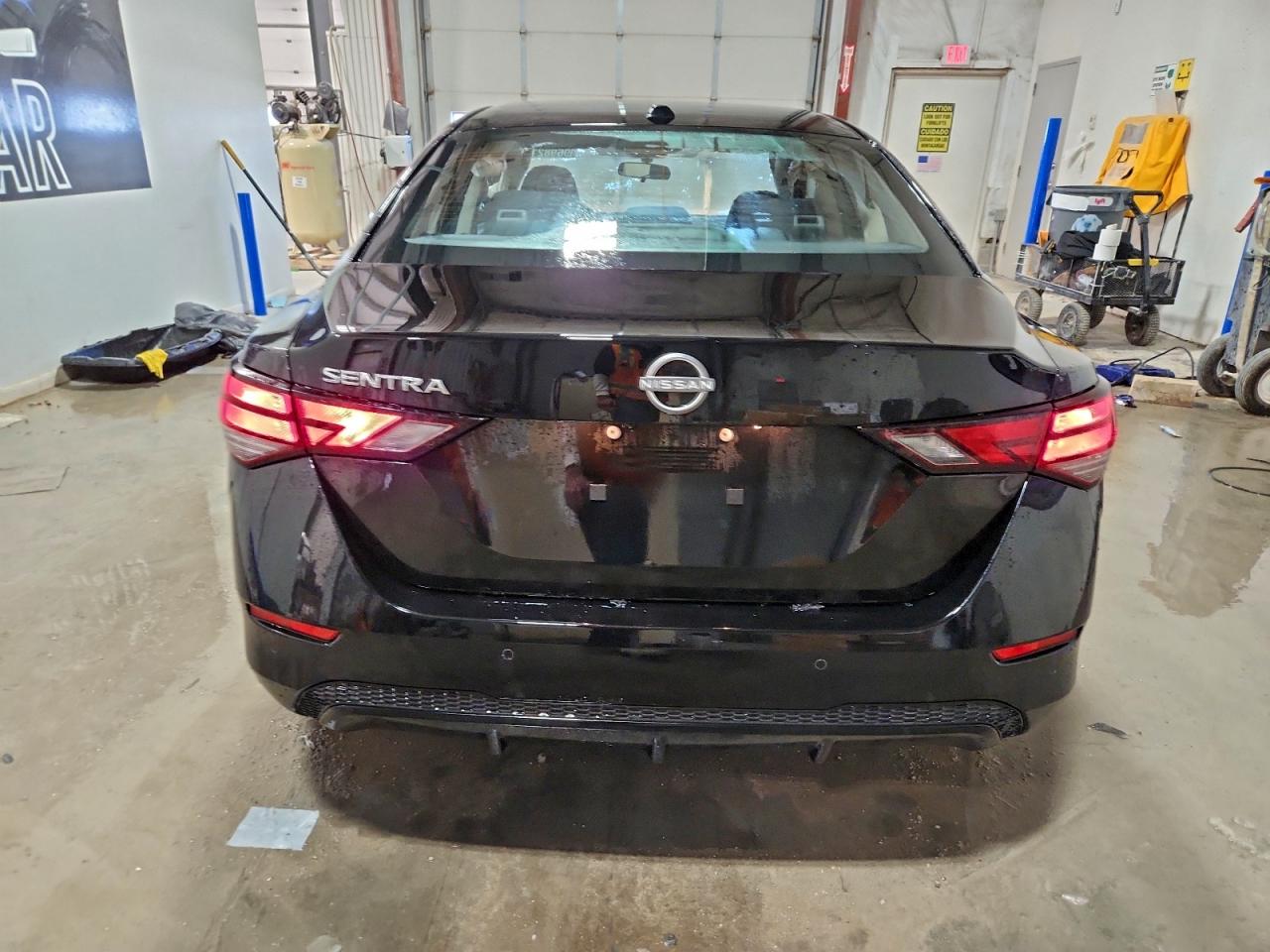 2025 NISSAN SENTRA SV photo 11