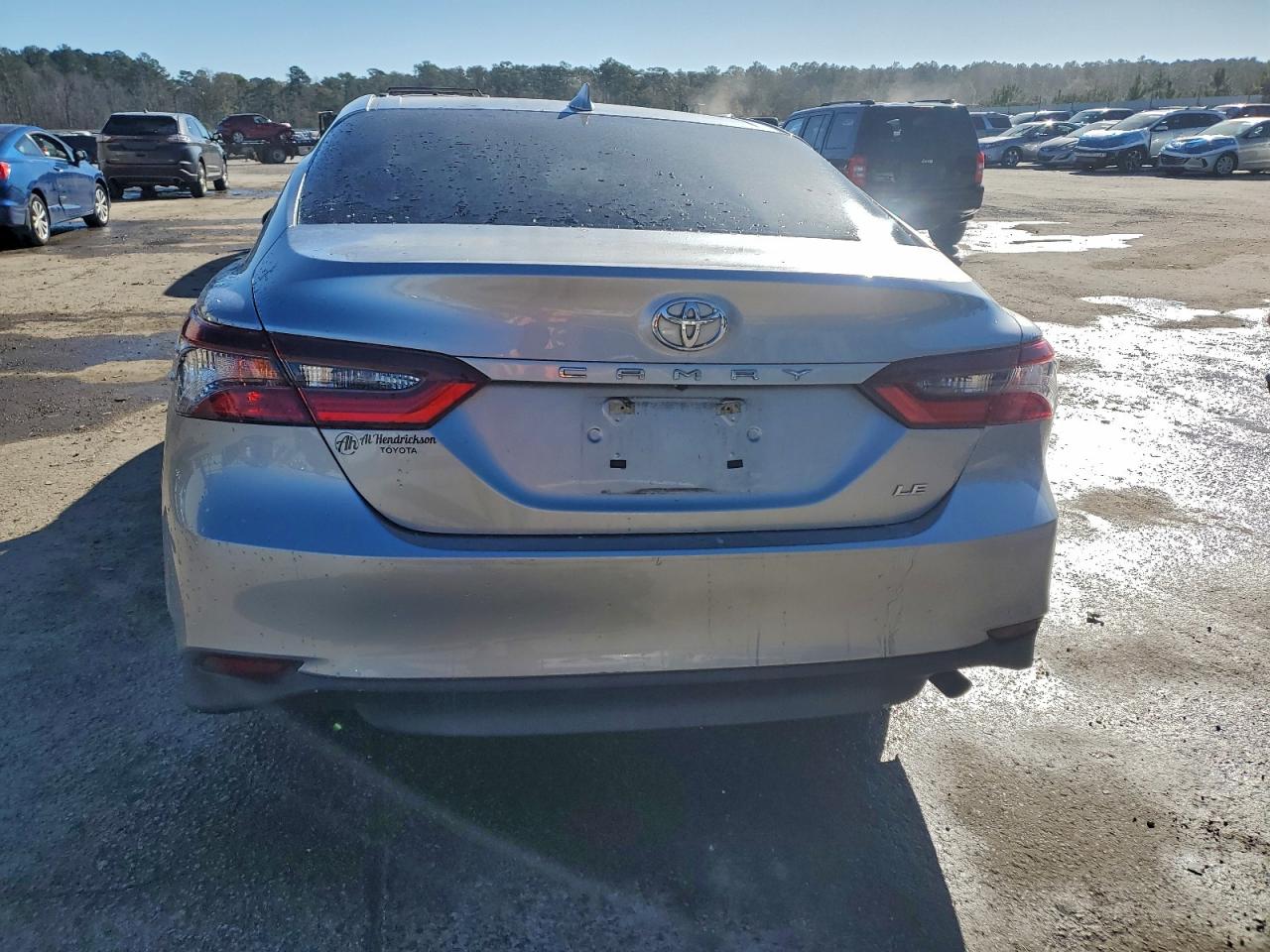 2023 TOYOTA CAMRY LE photo 6