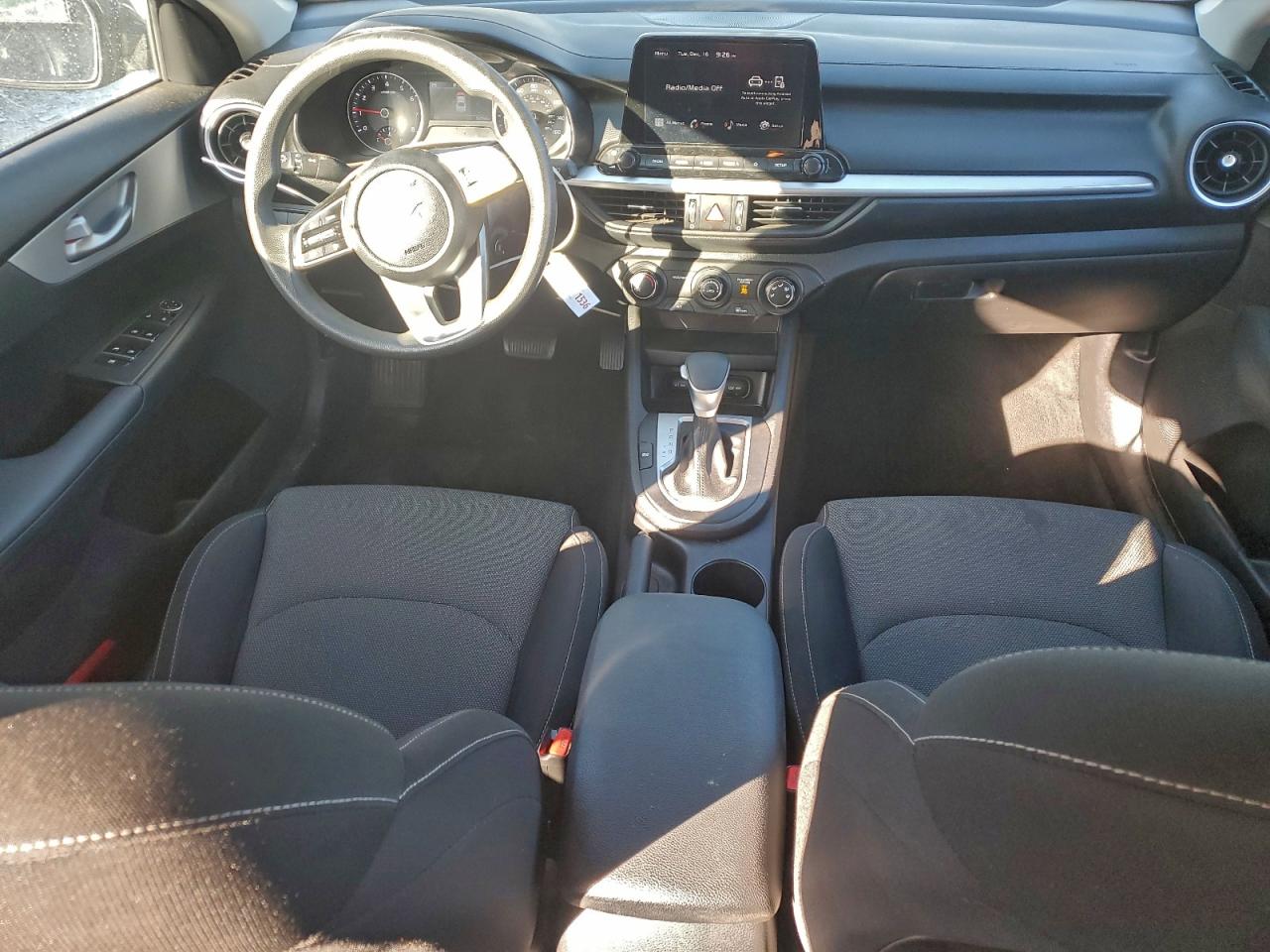 2023 KIA FORTE LX photo 22