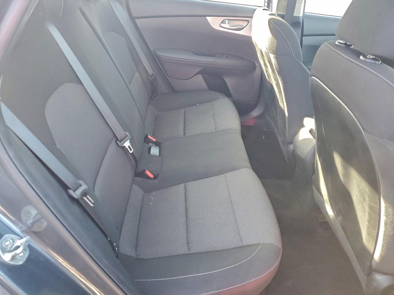 2023 KIA FORTE LX photo 28