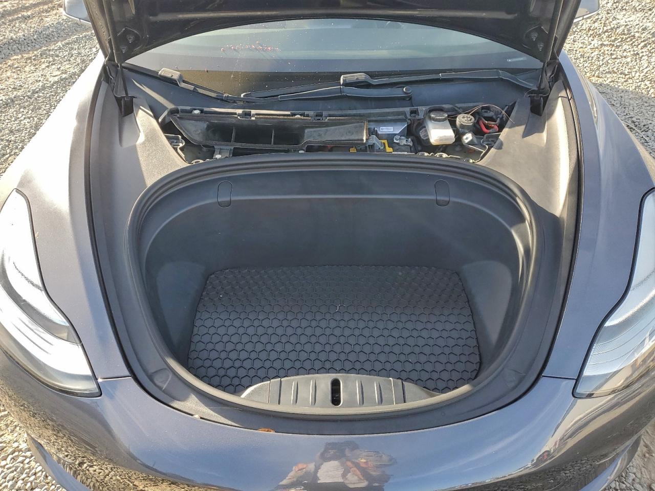 2018 TESLA MODEL 3 photo 11