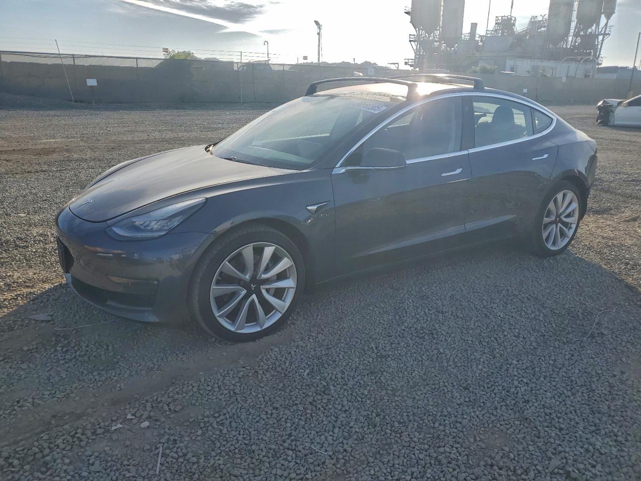 2018 TESLA MODEL 3 — REAR END damage — photo 1