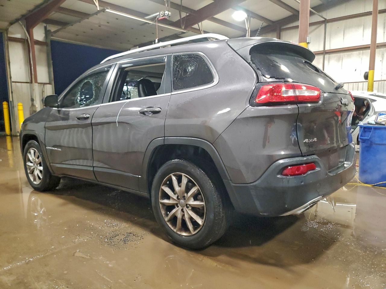 2015 JEEP CHEROKEE LIMITED photo 2
