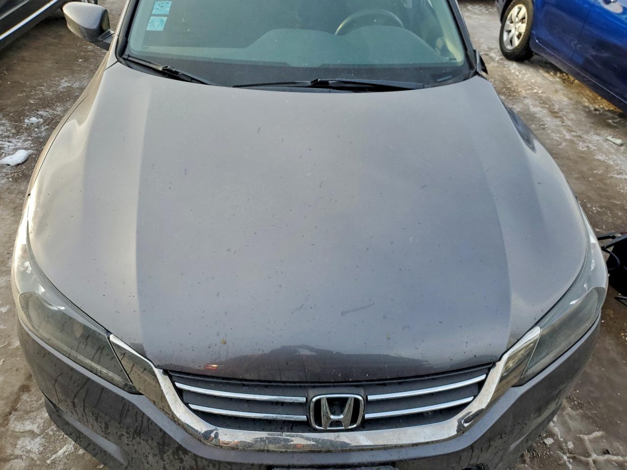 2013 HONDA ACCORD LX photo 11