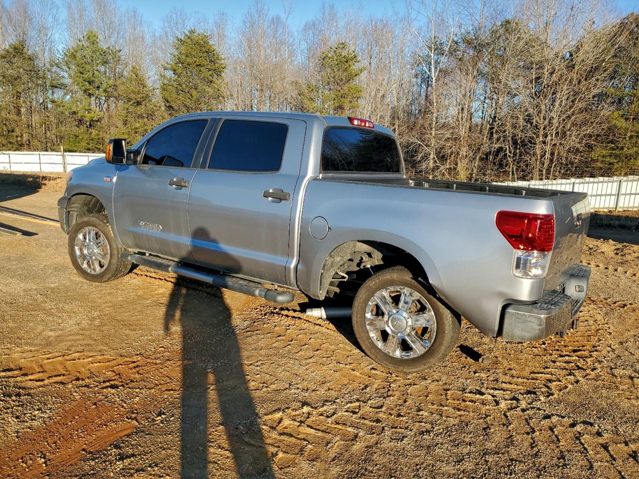2013 TOYOTA TUNDRA CREWMAX SR5 photo 2
