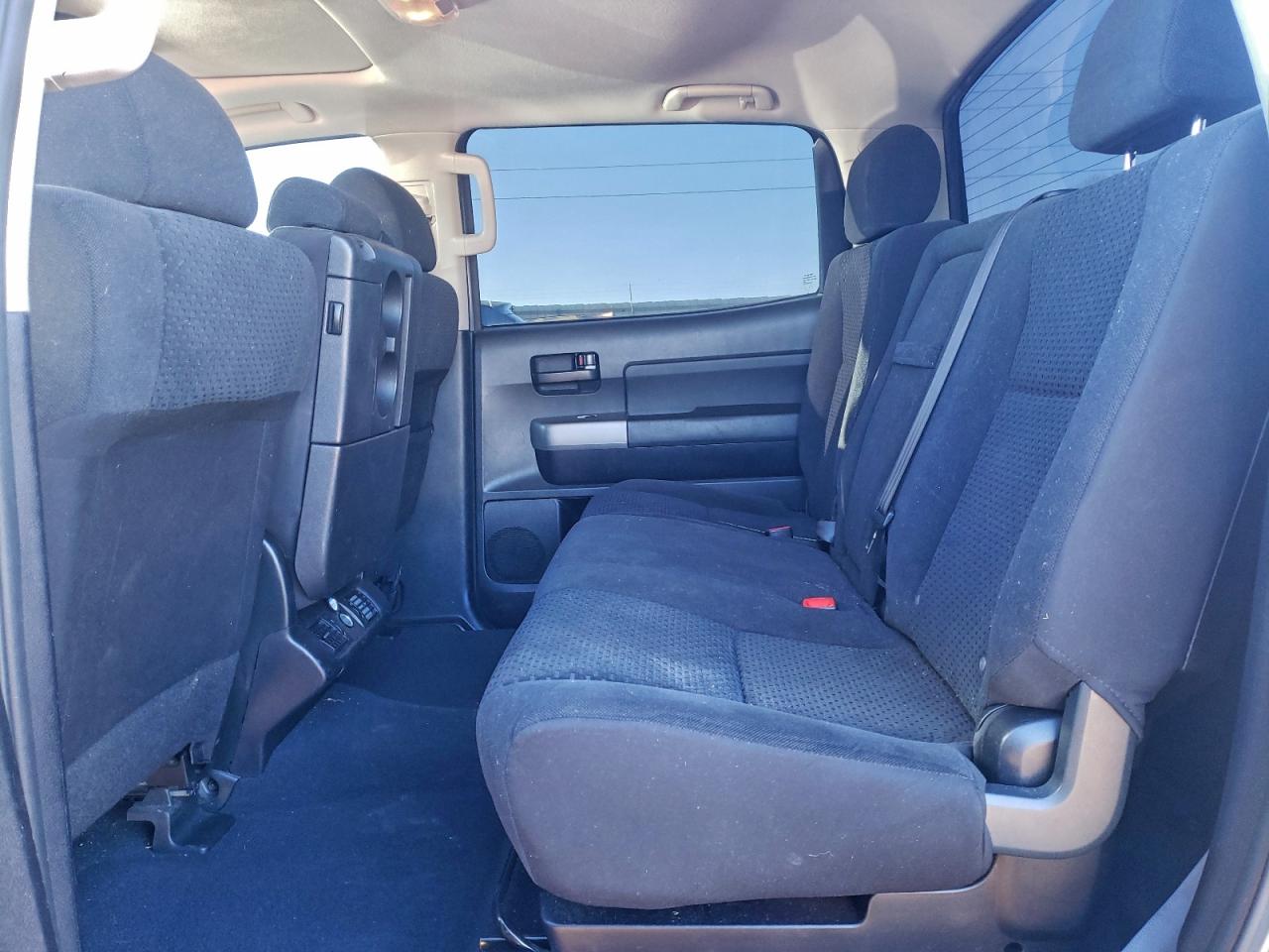 2013 TOYOTA TUNDRA CREWMAX SR5 photo 10