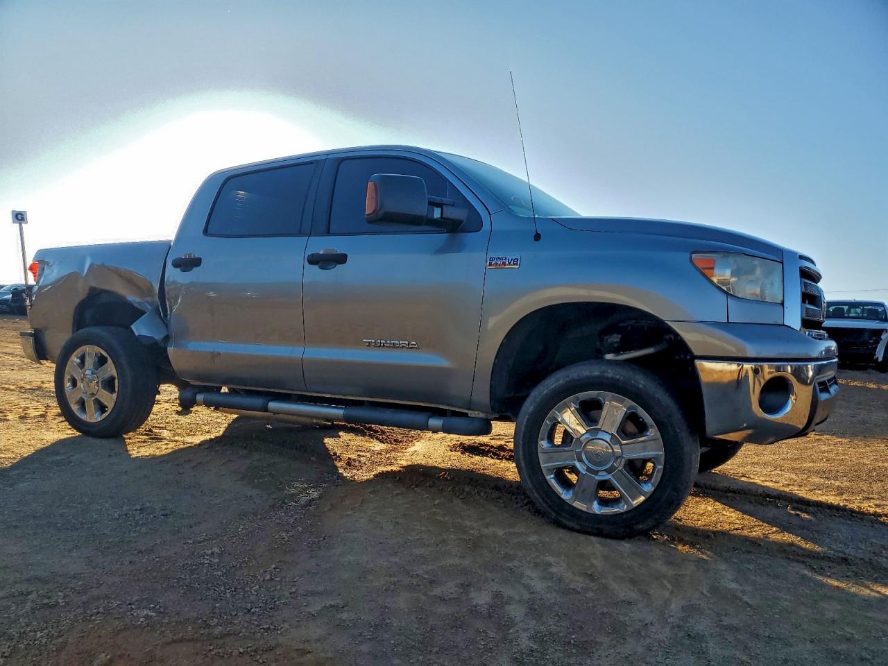 2013 TOYOTA TUNDRA CREWMAX SR5 photo 4