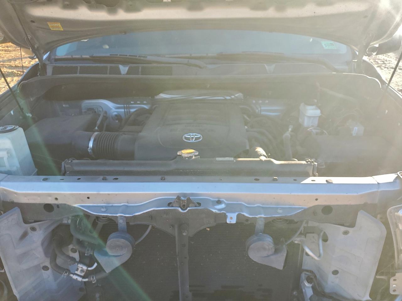 2013 TOYOTA TUNDRA CREWMAX SR5 photo 11