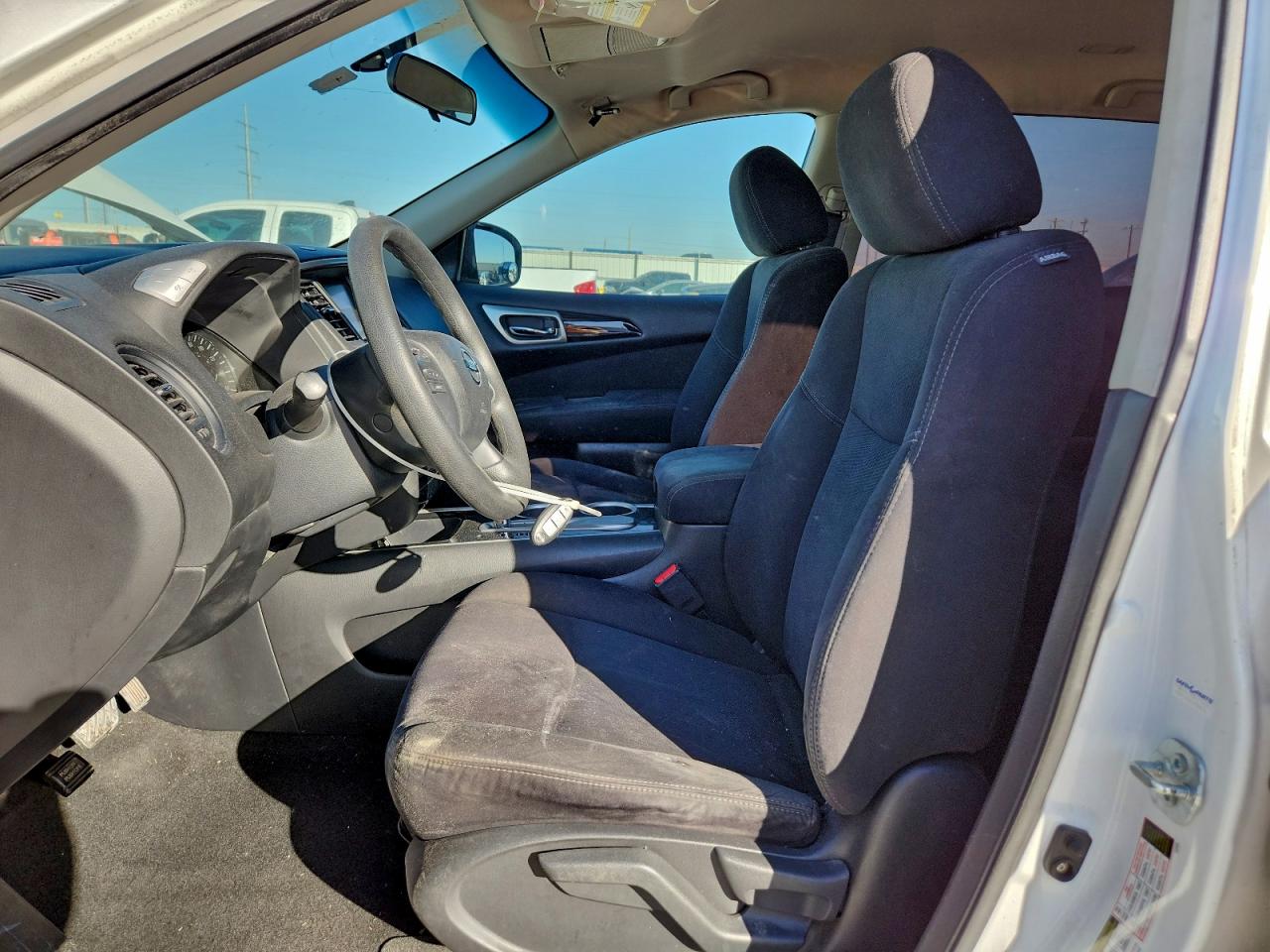 2013 NISSAN PATHFINDER S photo 13