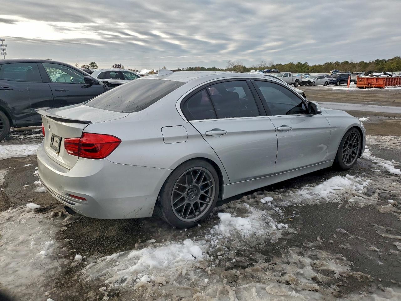 2017 BMW 330 XI photo 7