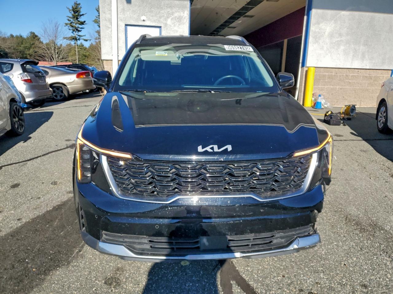2024 KIA SORENTO S photo 5