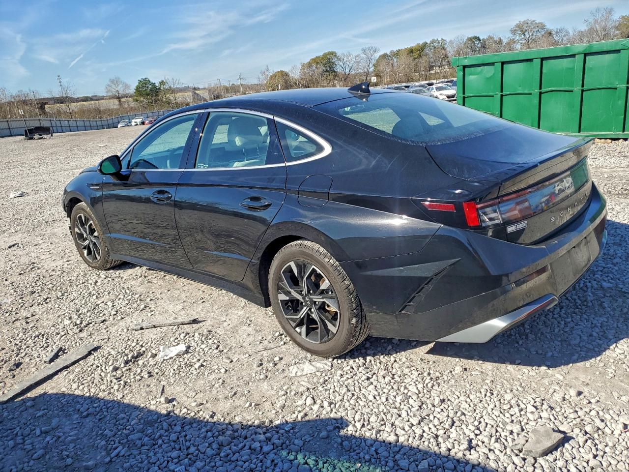 2024 HYUNDAI SONATA SEL photo 2