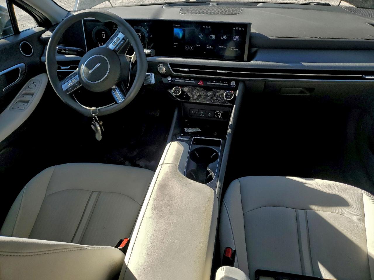 2024 HYUNDAI SONATA SEL photo 8