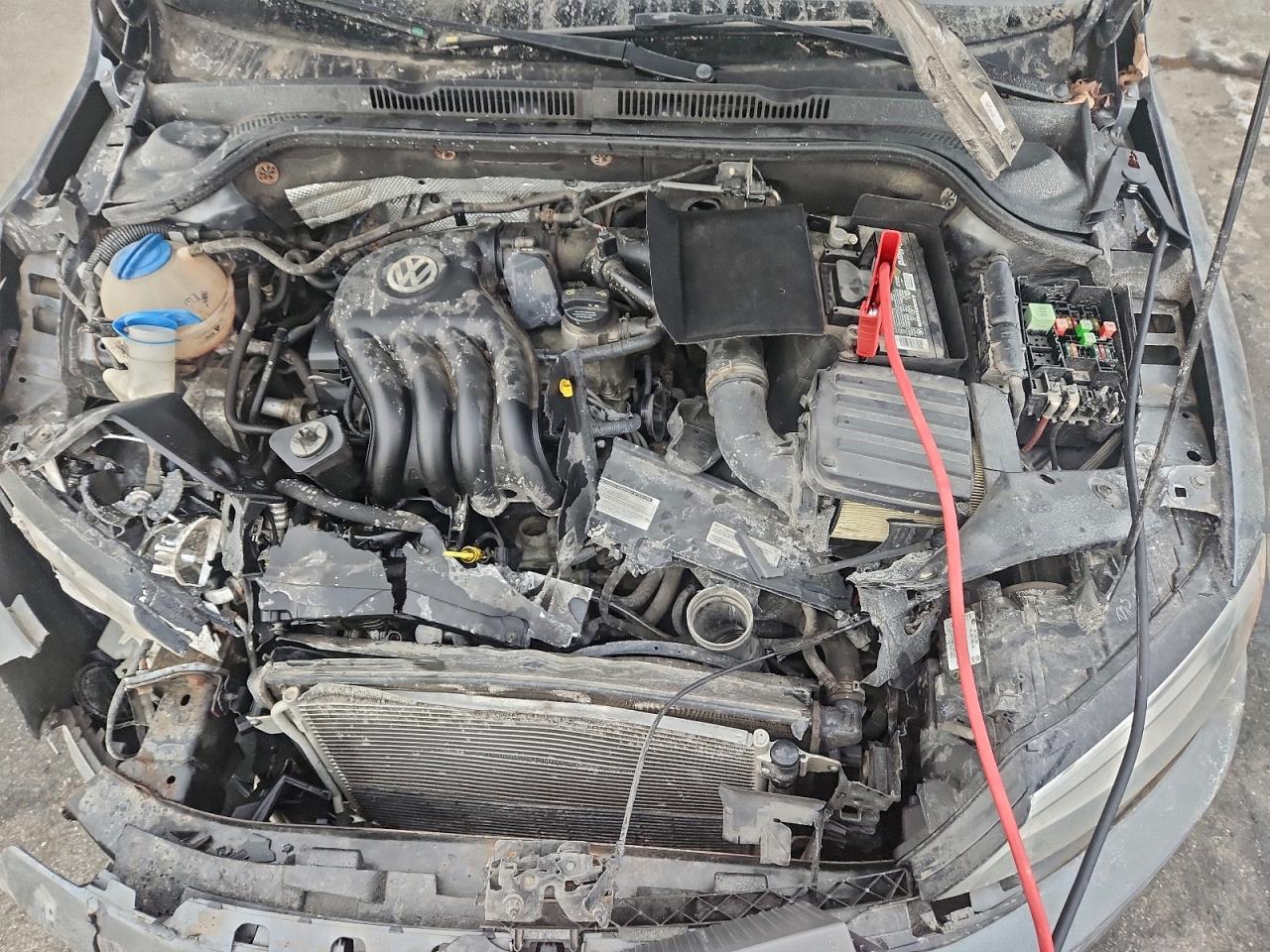 2015 VOLKSWAGEN JETTA BASE photo 31