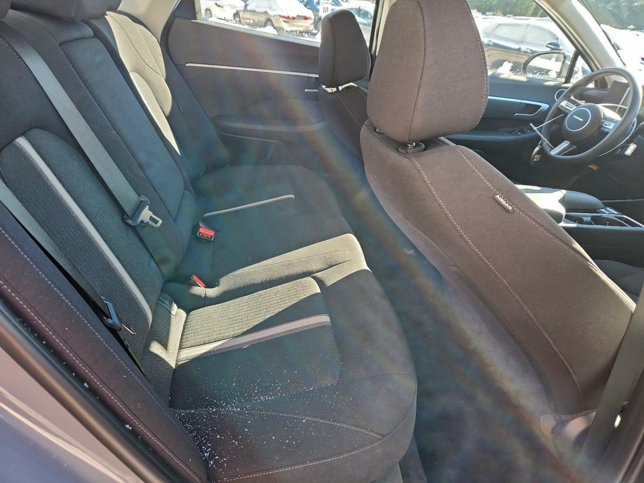 2025 HYUNDAI SONATA SEL photo 10