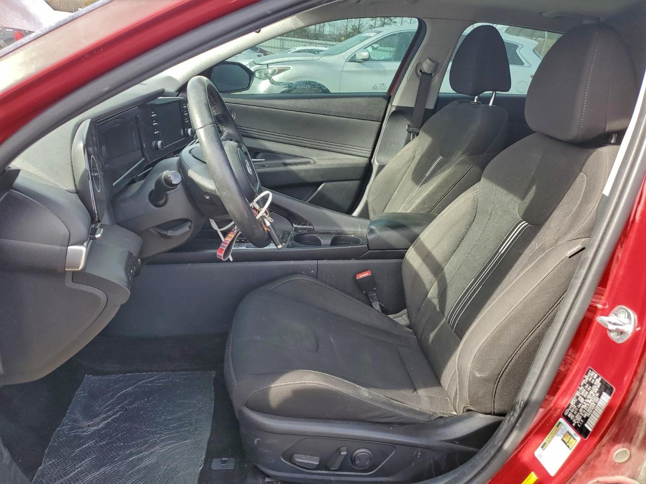 2022 HYUNDAI ELANTRA SEL photo 7