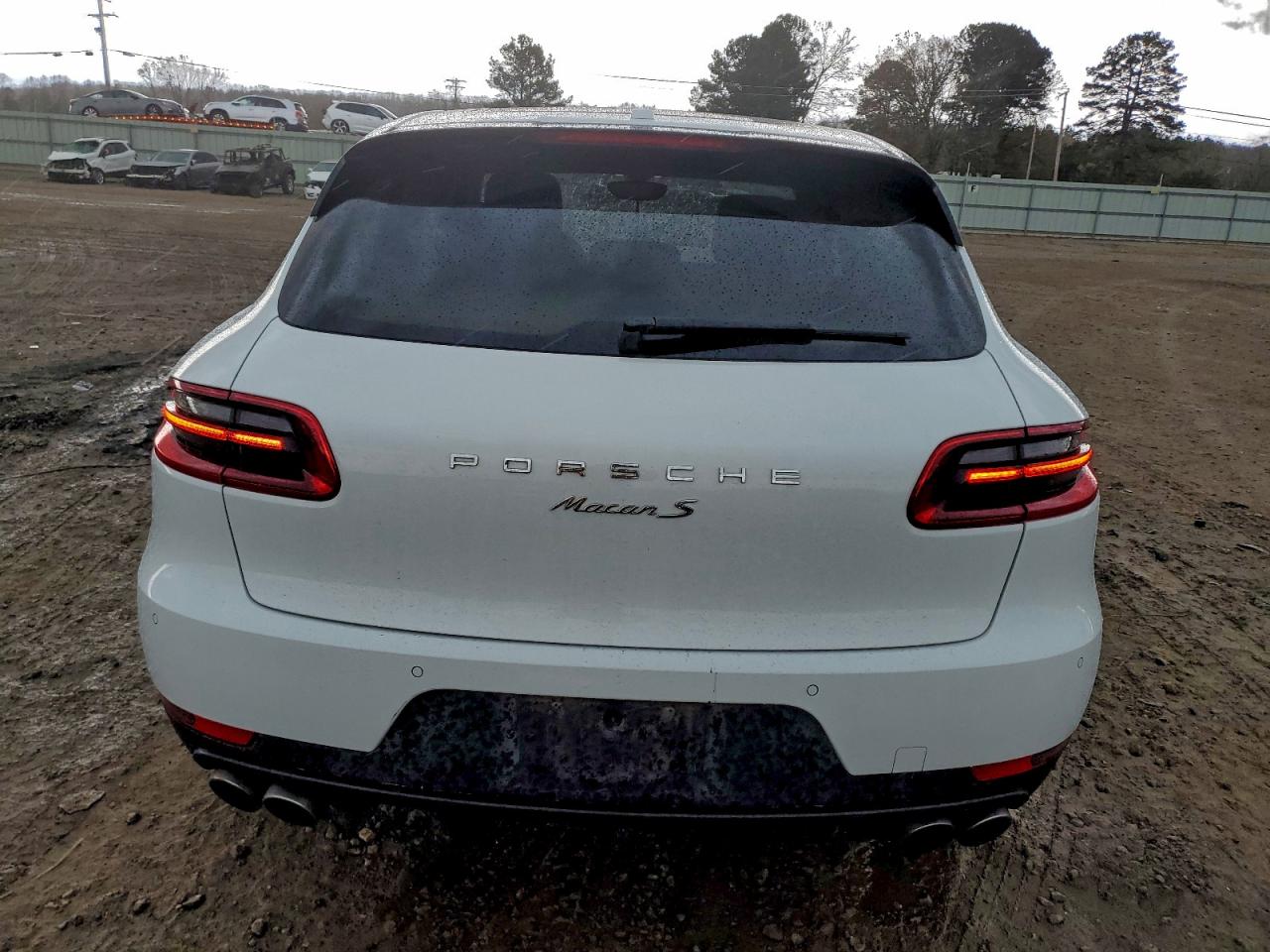 2015 PORSCHE MACAN S photo 6