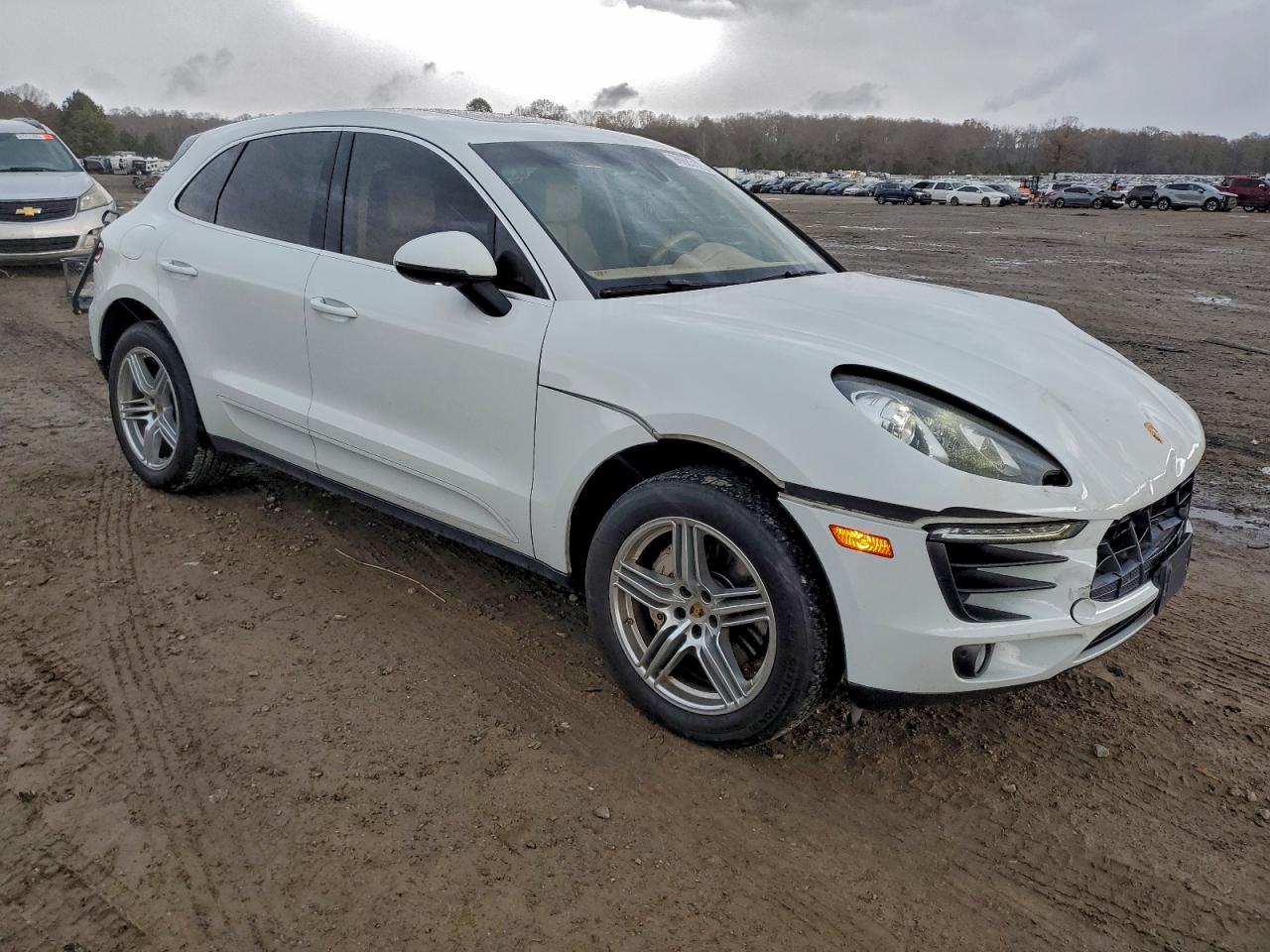2015 PORSCHE MACAN S photo 4