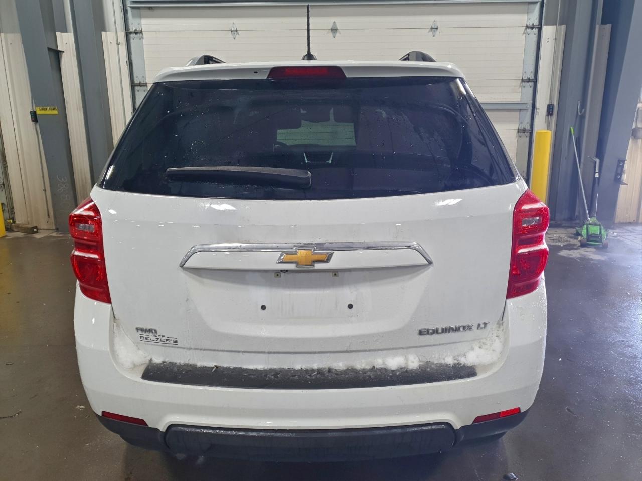 2016 CHEVROLET EQUINOX LT photo 6