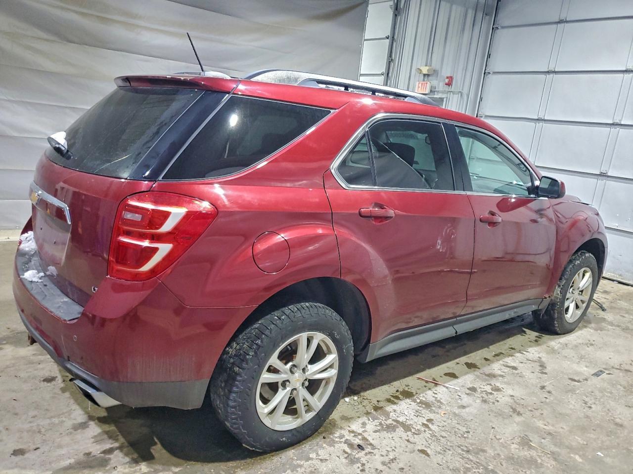2017 CHEVROLET EQUINOX LT photo 3