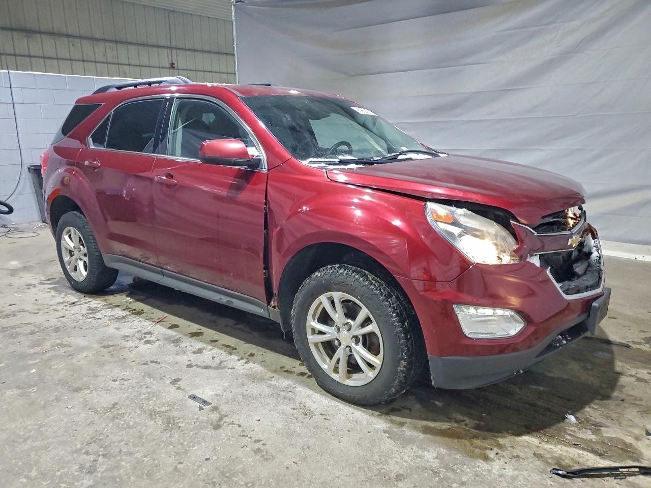 2017 CHEVROLET EQUINOX LT photo 4