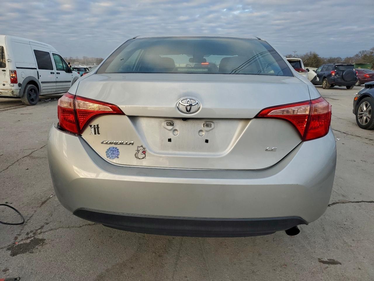 2018 TOYOTA COROLLA L photo 6
