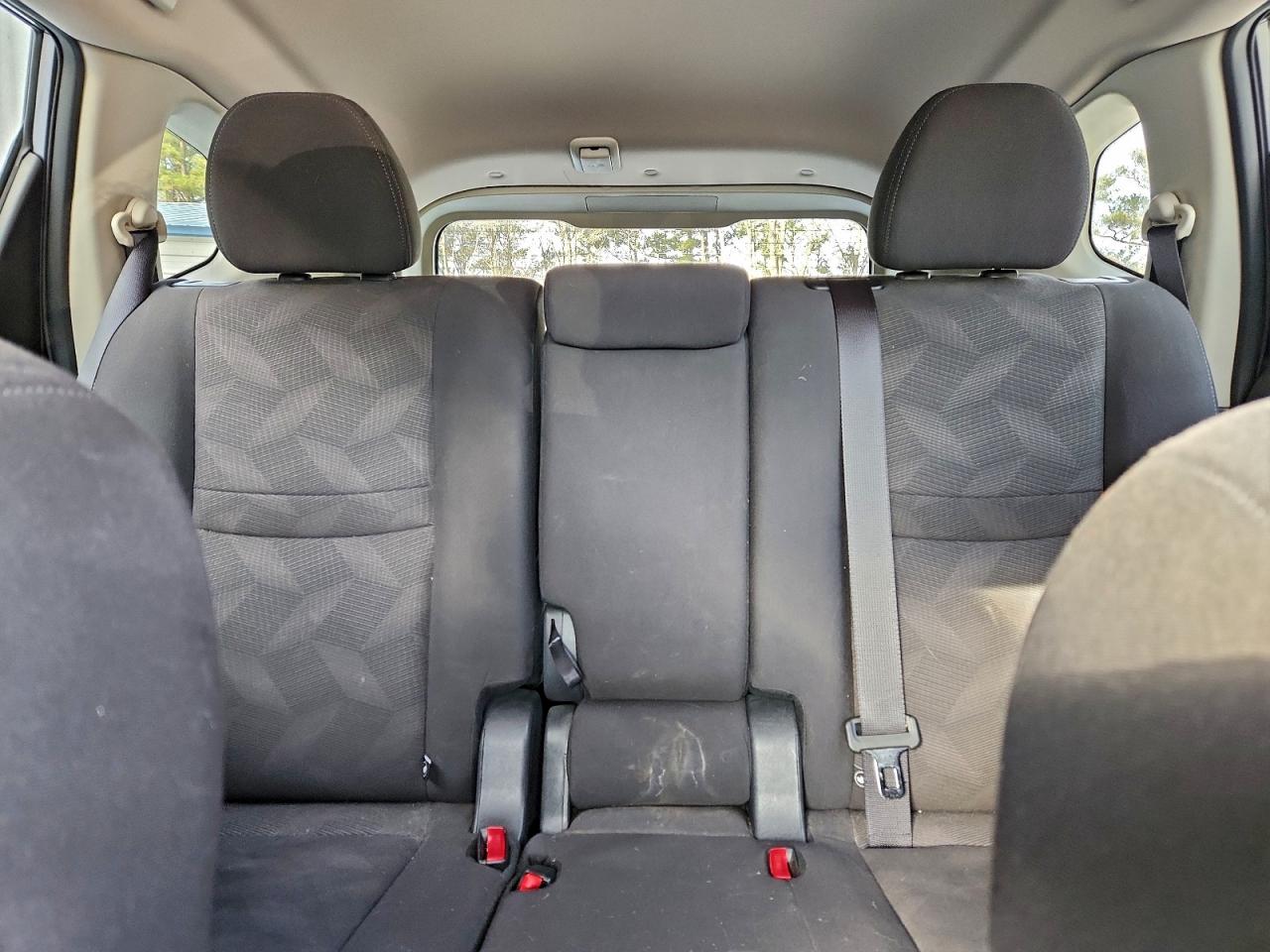 2016 NISSAN ROGUE S photo 10