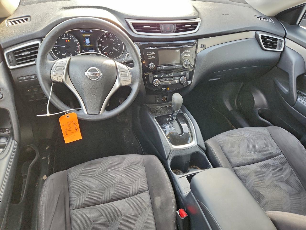 2016 NISSAN ROGUE S photo 8