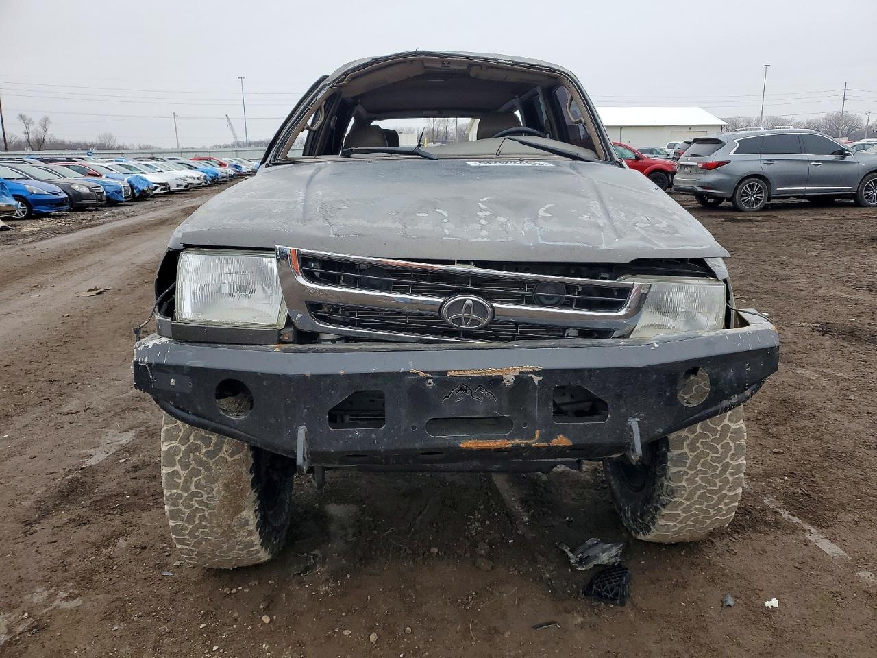 1997 TOYOTA 4RUNNER SR5 photo 9
