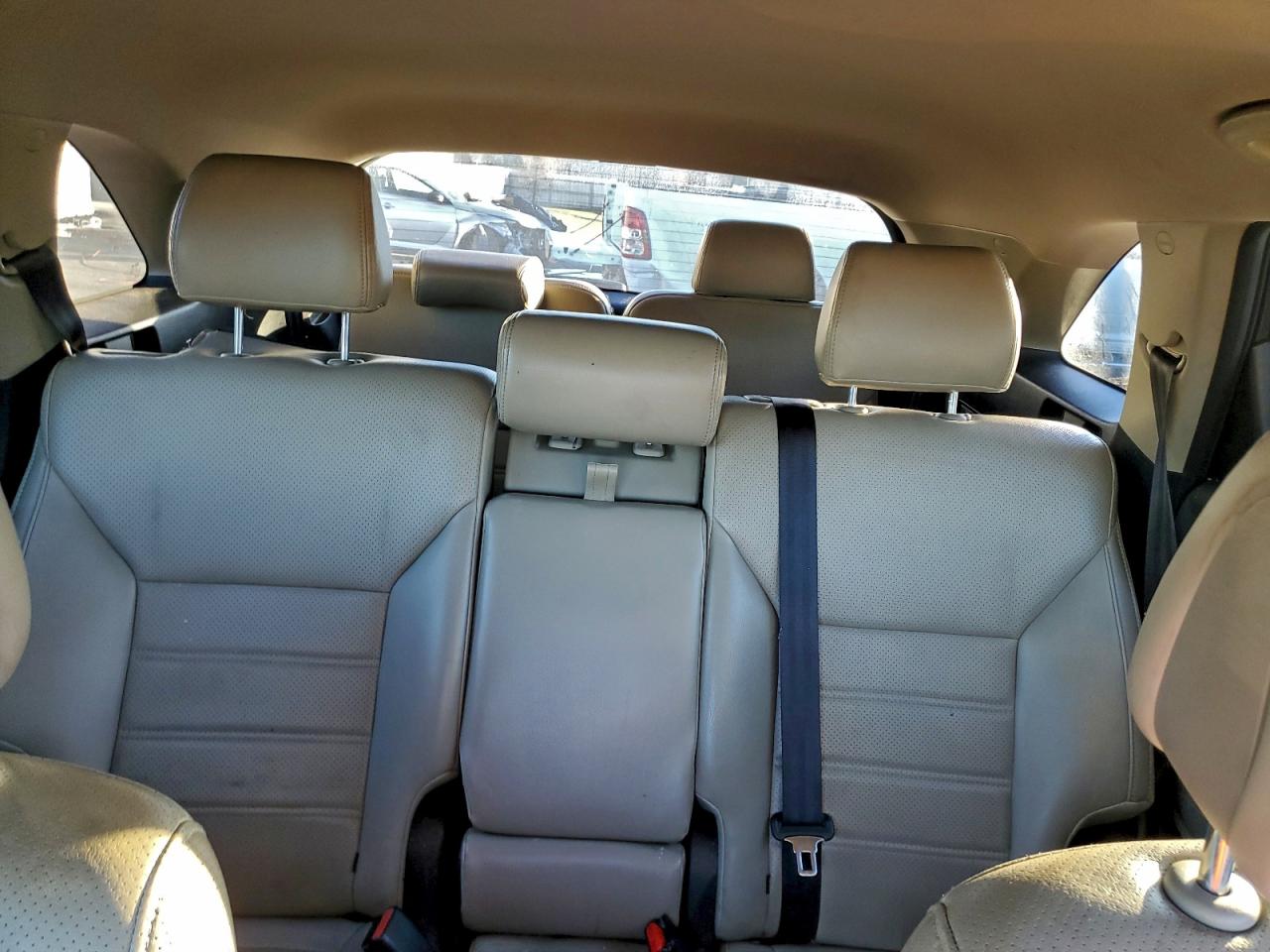 2016 KIA SORENTO LX photo 19