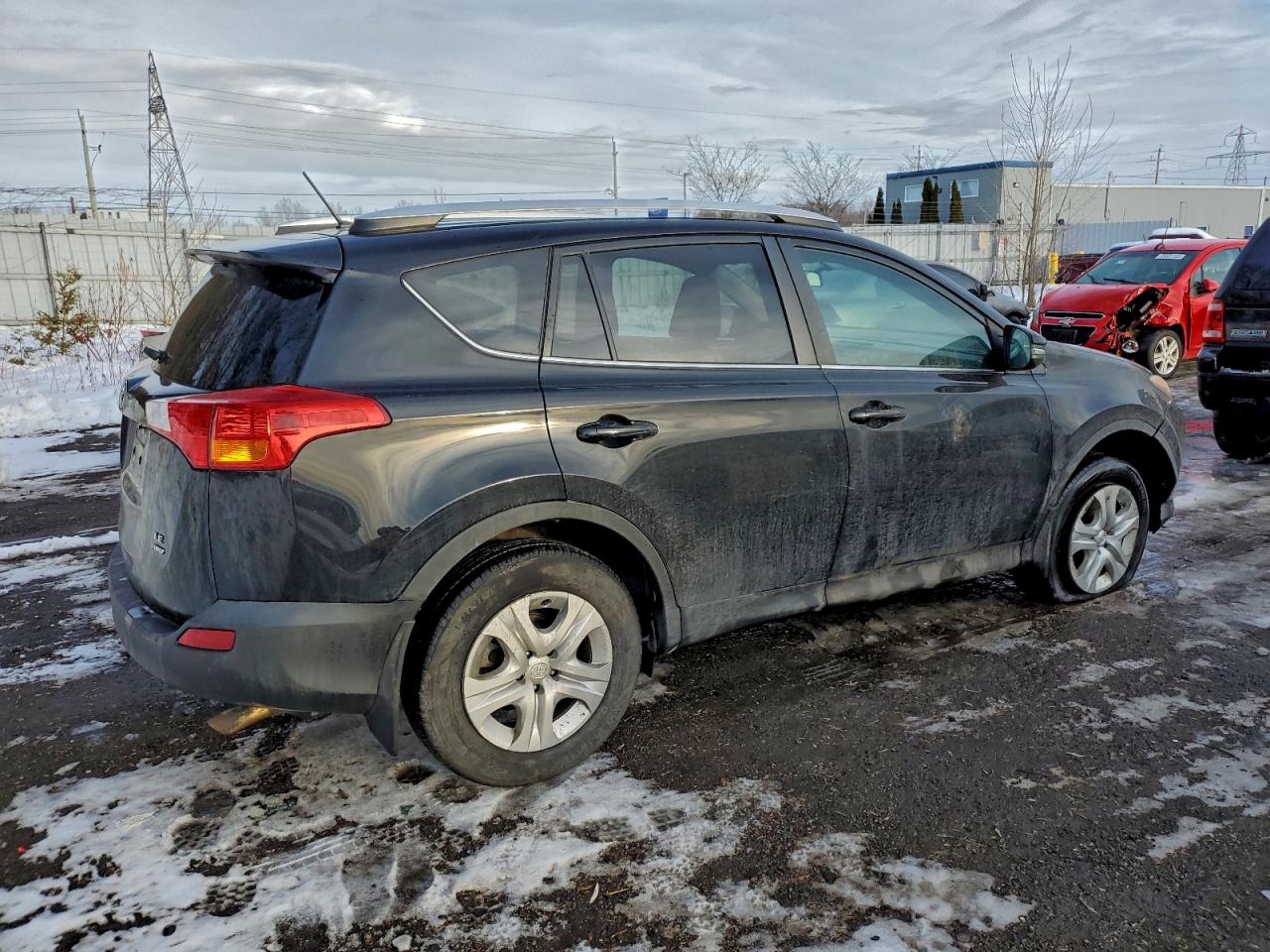 2015 TOYOTA RAV4 LE photo 3