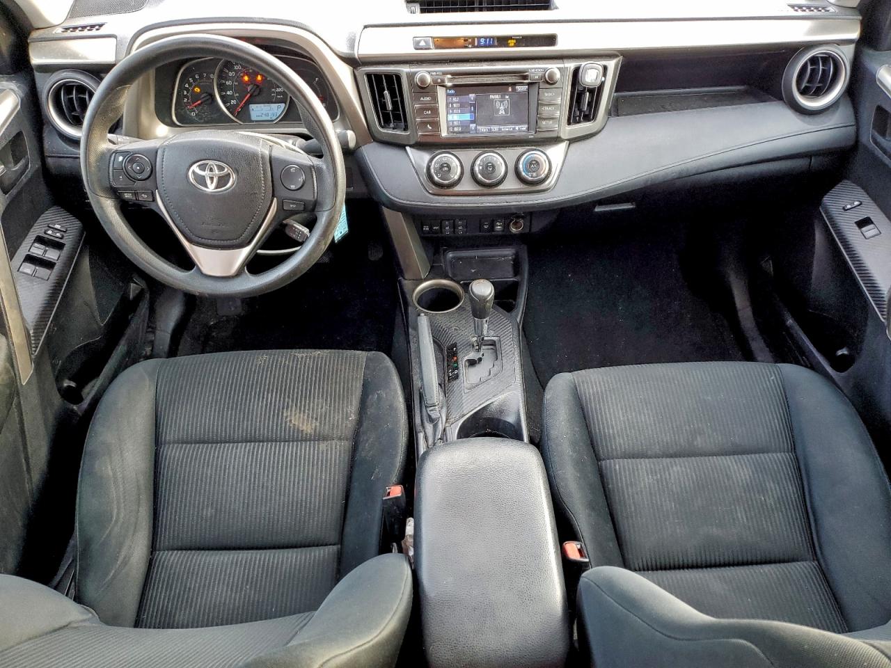 2015 TOYOTA RAV4 LE photo 8