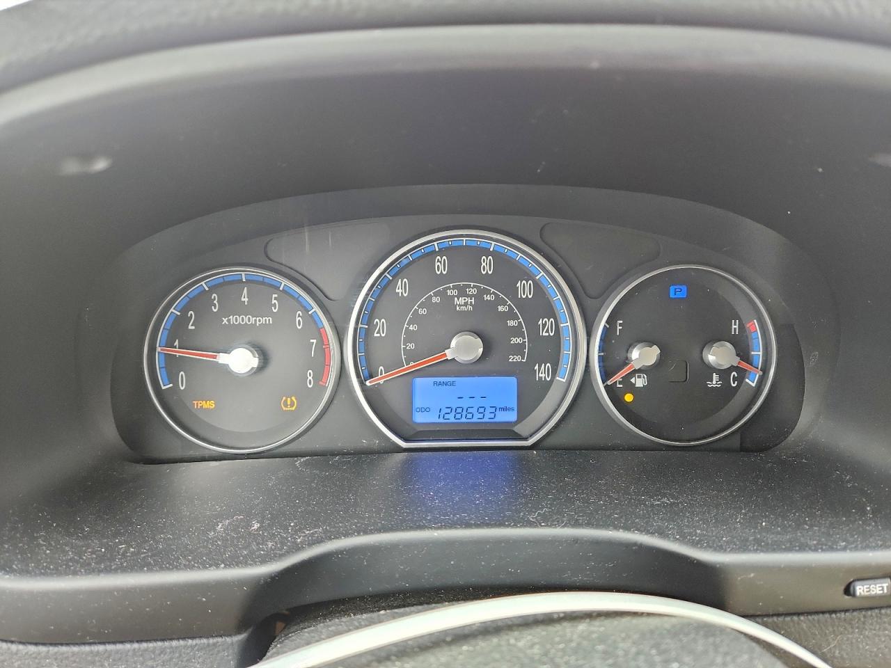 2009 HYUNDAI SANTA FE SE photo 25