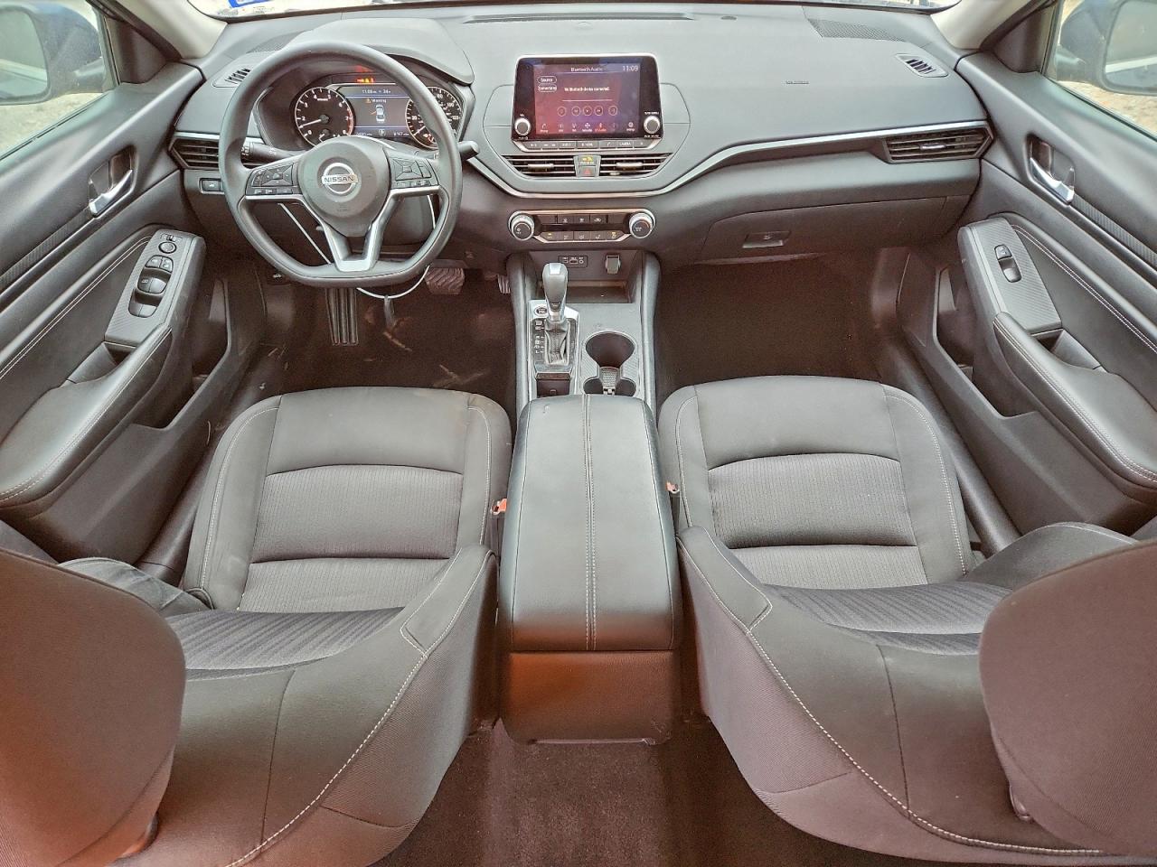 2019 NISSAN ALTIMA S photo 8
