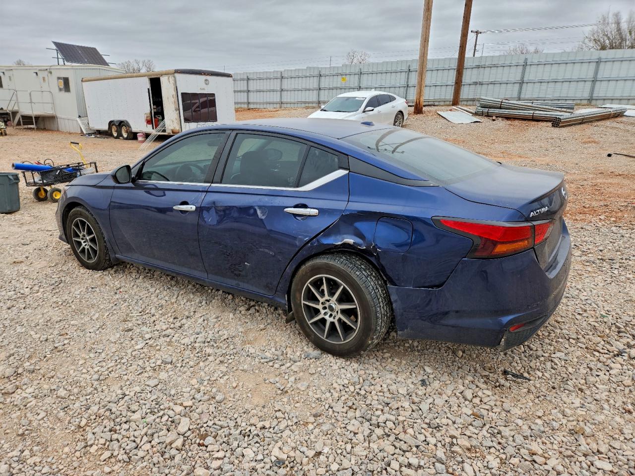 2019 NISSAN ALTIMA S photo 2