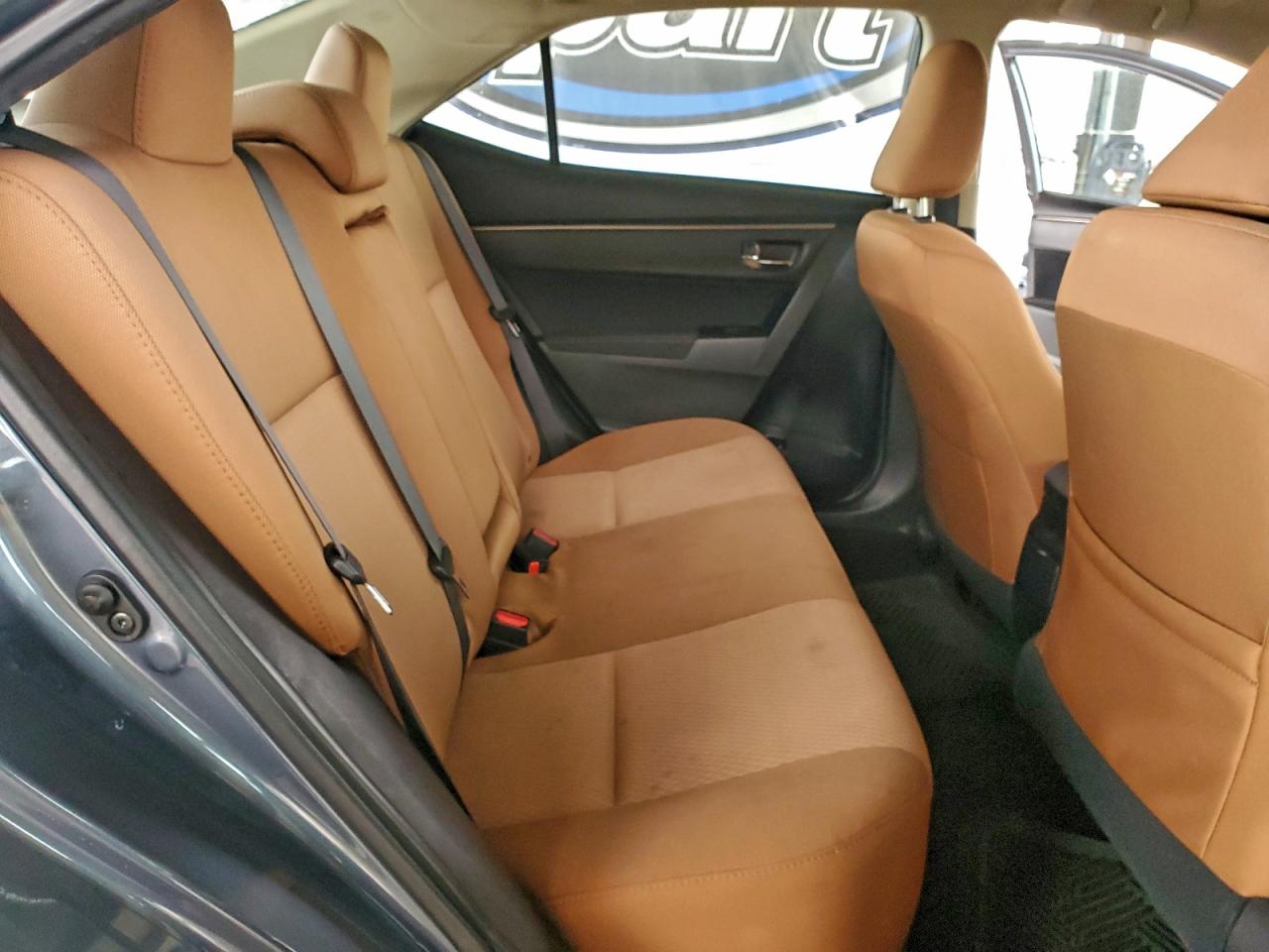 2016 TOYOTA COROLLA L photo 10