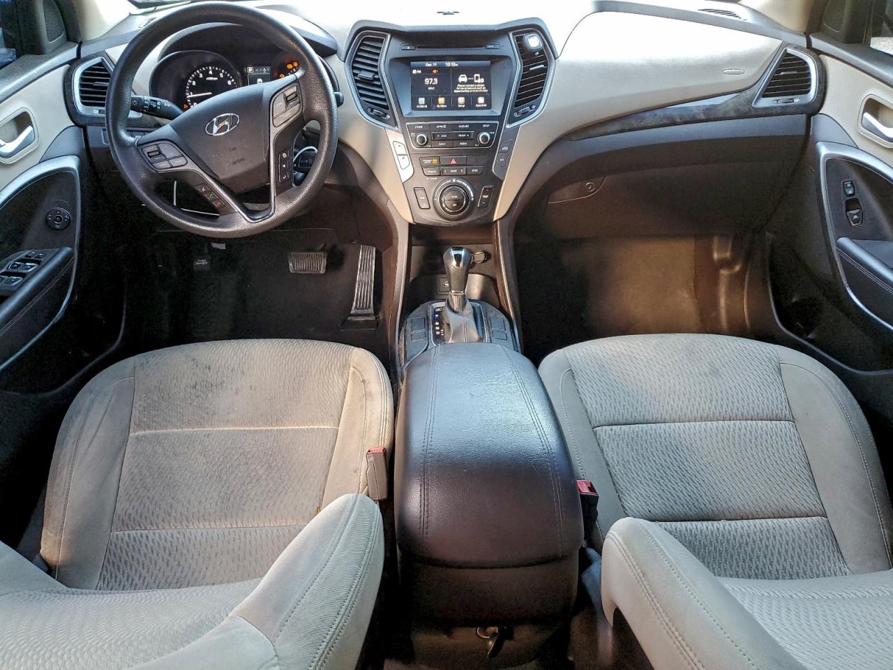 2017 HYUNDAI SANTA FE SPORT photo 8