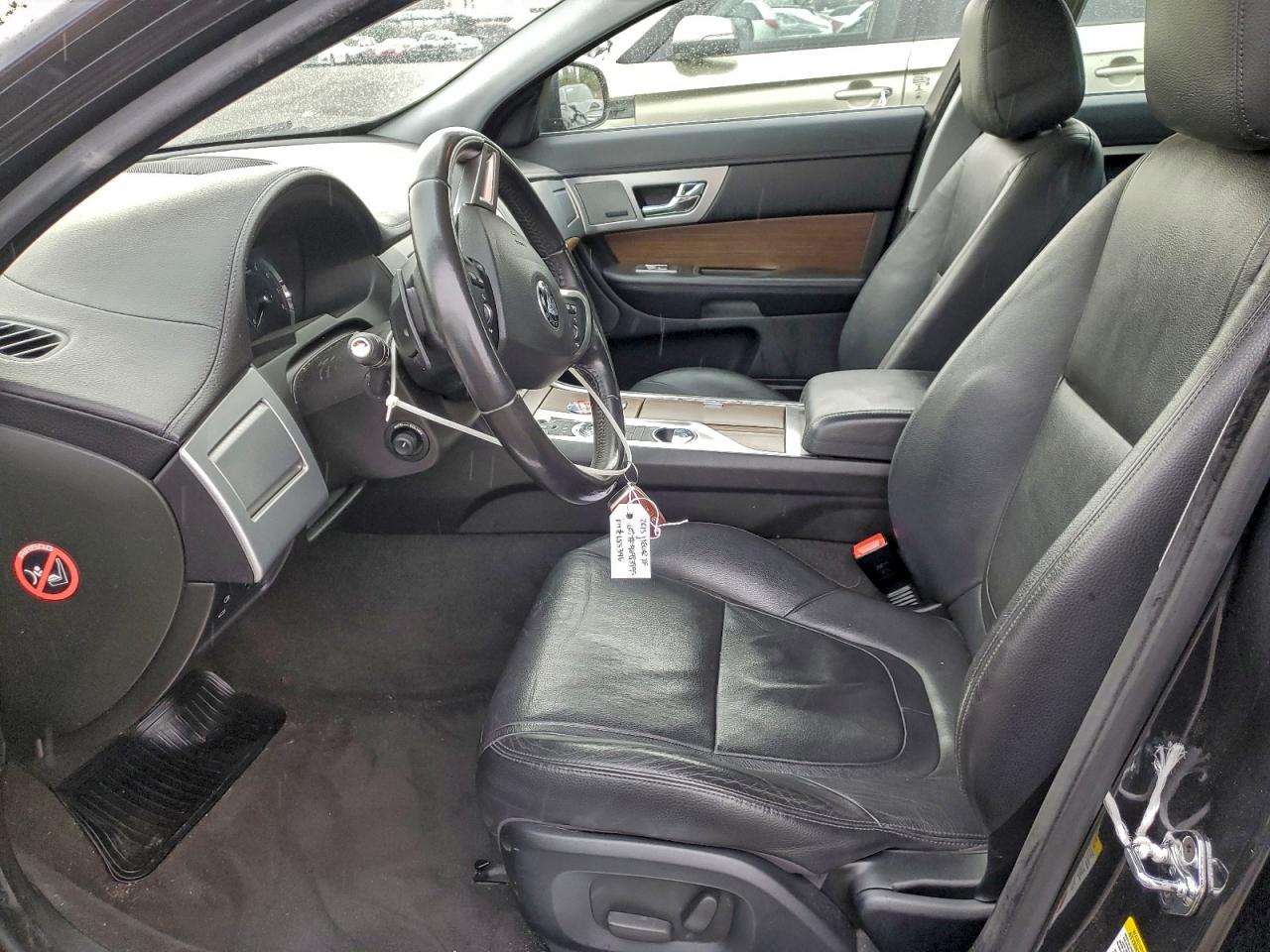 2015 JAGUAR XF 2.0T PREMIUM photo 7