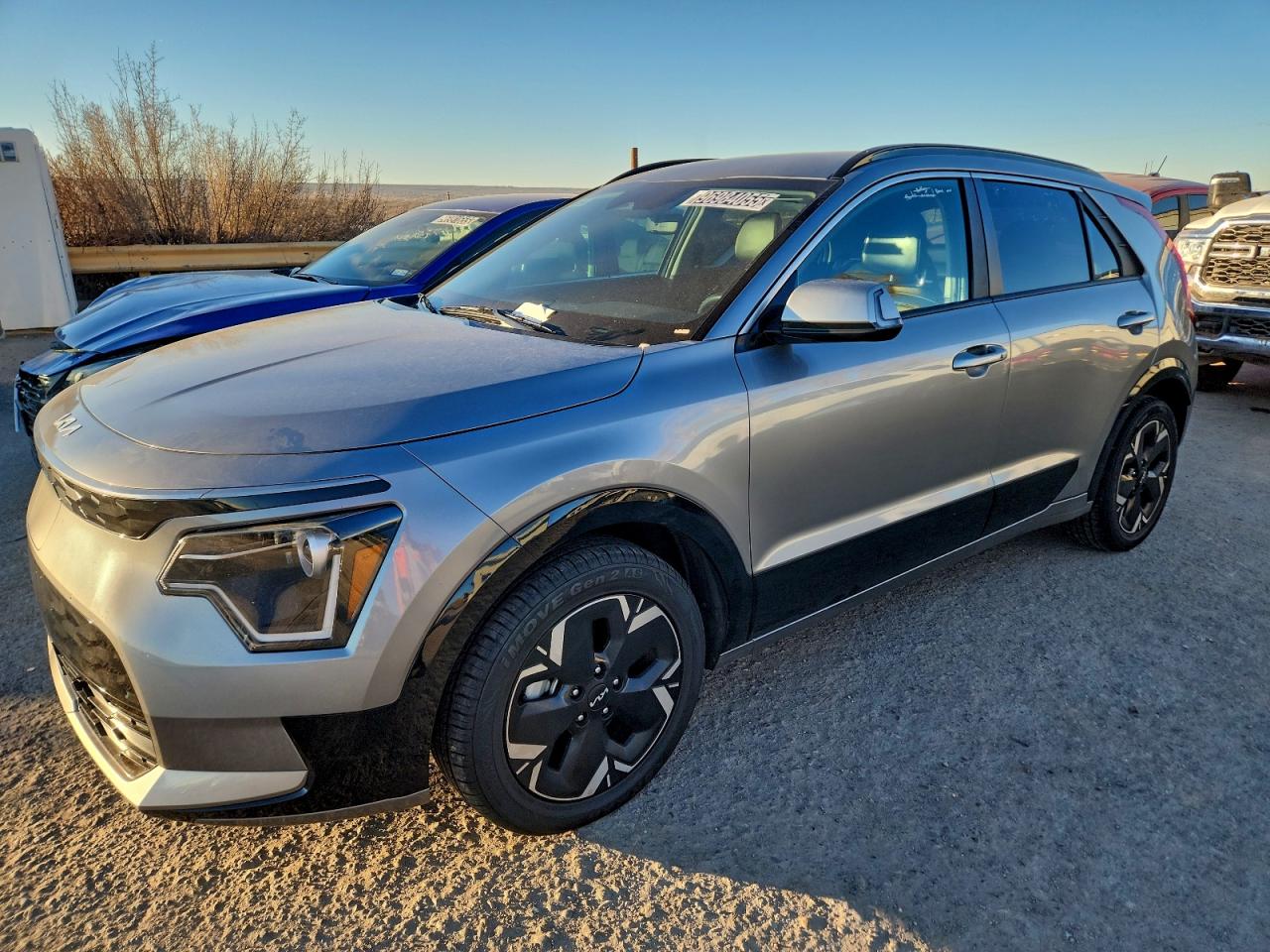 2023 KIA NIRO
