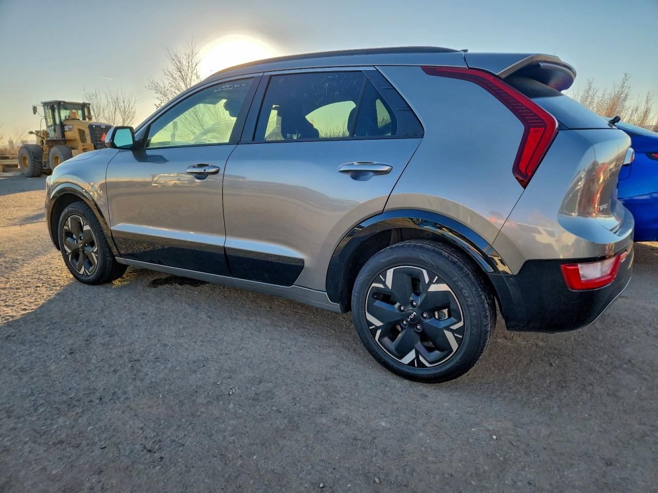 2023 KIA NIRO WIND photo 2