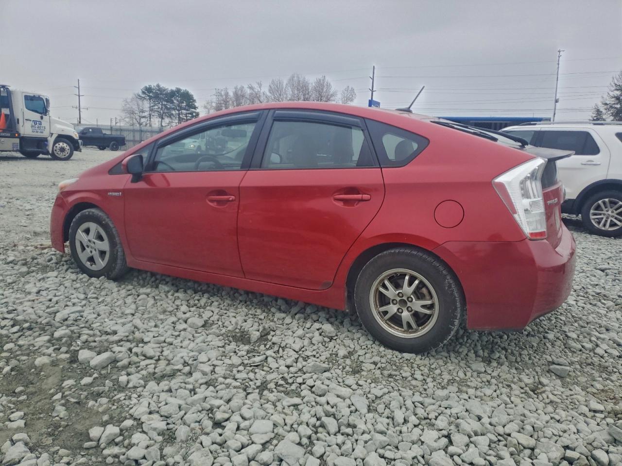 2010 TOYOTA PRIUS photo 2