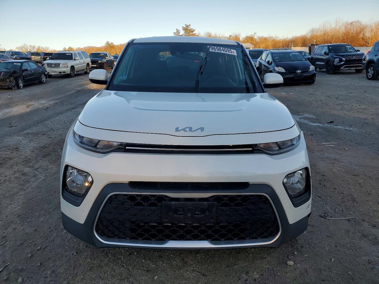 2022 KIA SOUL LX photo 5