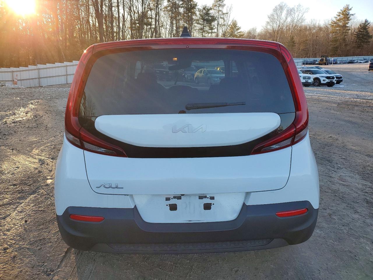 2022 KIA SOUL LX photo 6