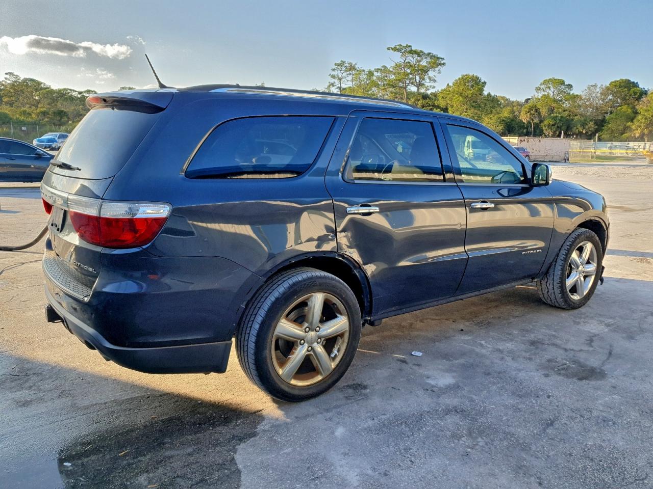 2013 DODGE DURANGO CITADEL photo 3