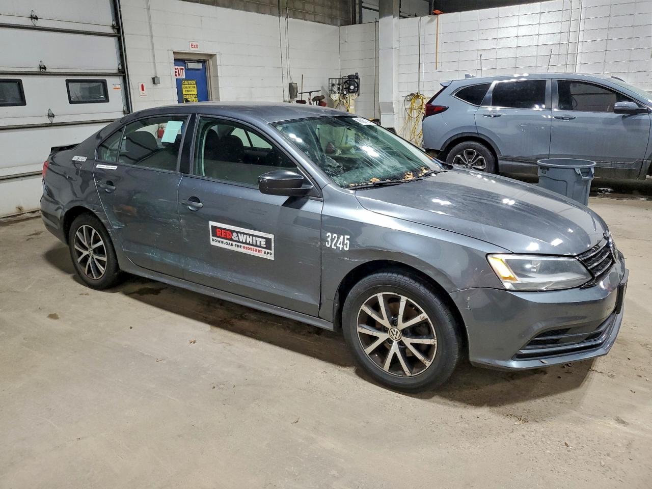 2016 VOLKSWAGEN JETTA SE photo 4