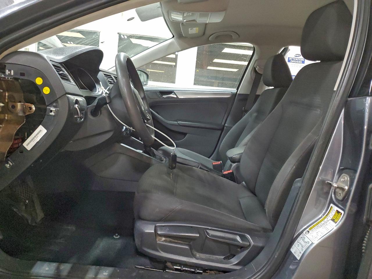 2016 VOLKSWAGEN JETTA SE photo 7
